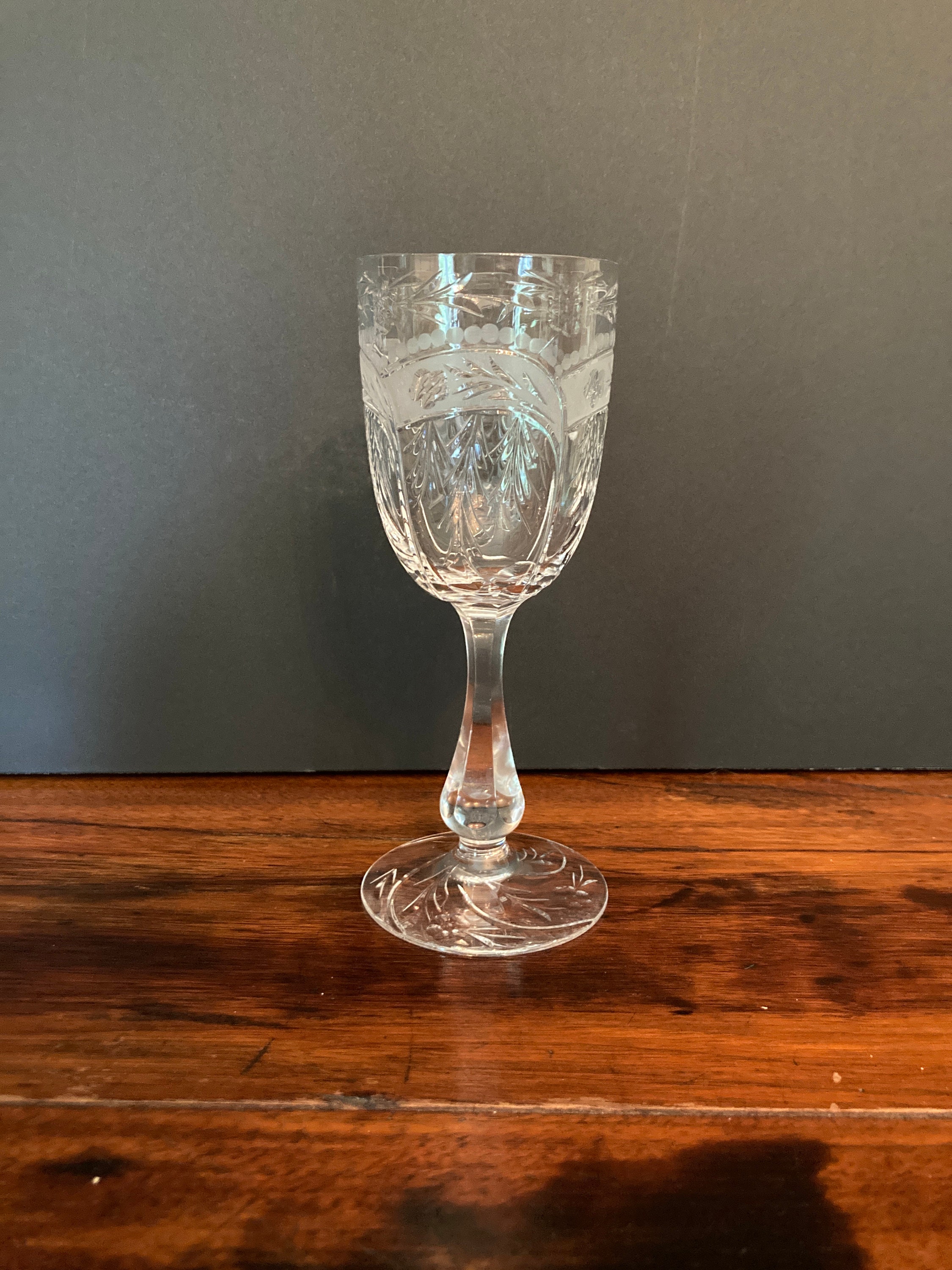 Vintage Sweden Kosta Boda 『Teardrop』 Vintage glass vases by Kosta Boda, Sweden - price guide and