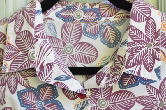 Vintage Hawaiian Tiki Shirt/Blouse - Unlabeled Si… - image 4