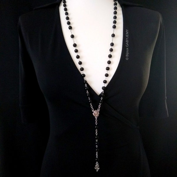 Long collier - sautoir, noir ou blanc, en perles fantaisie, style chapelet, Mode Gothique / Rock, avec fermoir forme T