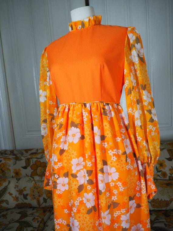 Vintage 1970s Orange Floral Maxi Dress // Long Sl… - image 3