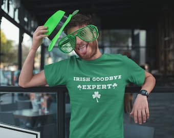 Camiseta del día de San Patricio con el experto en despedidas irlandesas, camiseta divertida con el que es más probable que haga una salida irlandesa, camiseta de trébol, camiseta divertida de bar y pub, salida de Irlanda