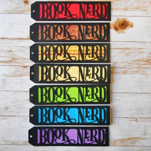 Libro Nerd Bookmark archivo SVG para Cricut y Silhouette