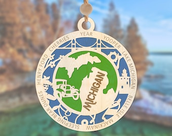 Michigan Christmas Ornament for 2023 Wooden Michigan State Ornament State Pride Christmas Ornament, 50 States Available, Free Ship