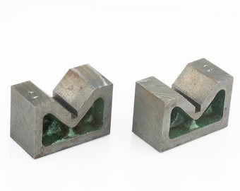 M0011 Proops V Blocks and Clamp Set 30 x 40 x 30 mm. Free UK Postage