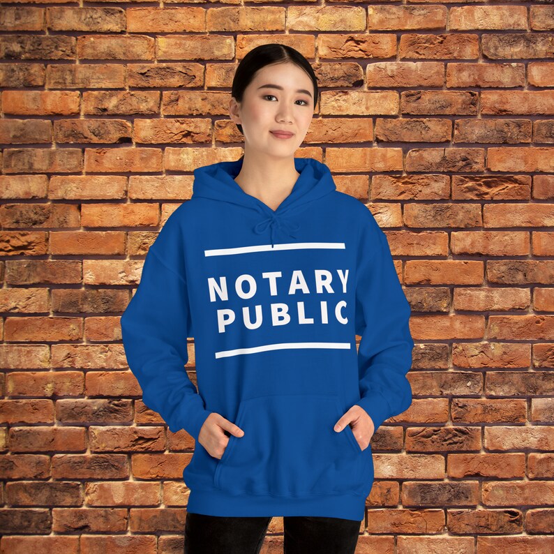 Chemise à capuche à imprimé audacieux Notary Public Sweat à capuche unisexe en mélange épais image 10