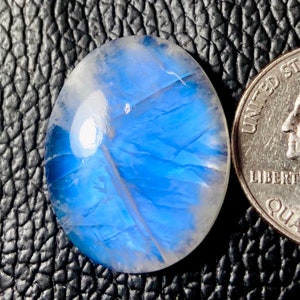 Wonderful Blue Flashy Rainbow Moonstone Cabochon. 27x22x8mm 44Cts AAA++ Quality Oval Shape Rainbow Moonstone Gemstone For Jewelry. #MU-2027