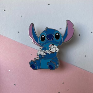 Enamel Pin - Stitch and Dalmatian - Stitch and his little friends - Disney Enamel Pin  - Kawaii Pin - @Magicalpinstudio