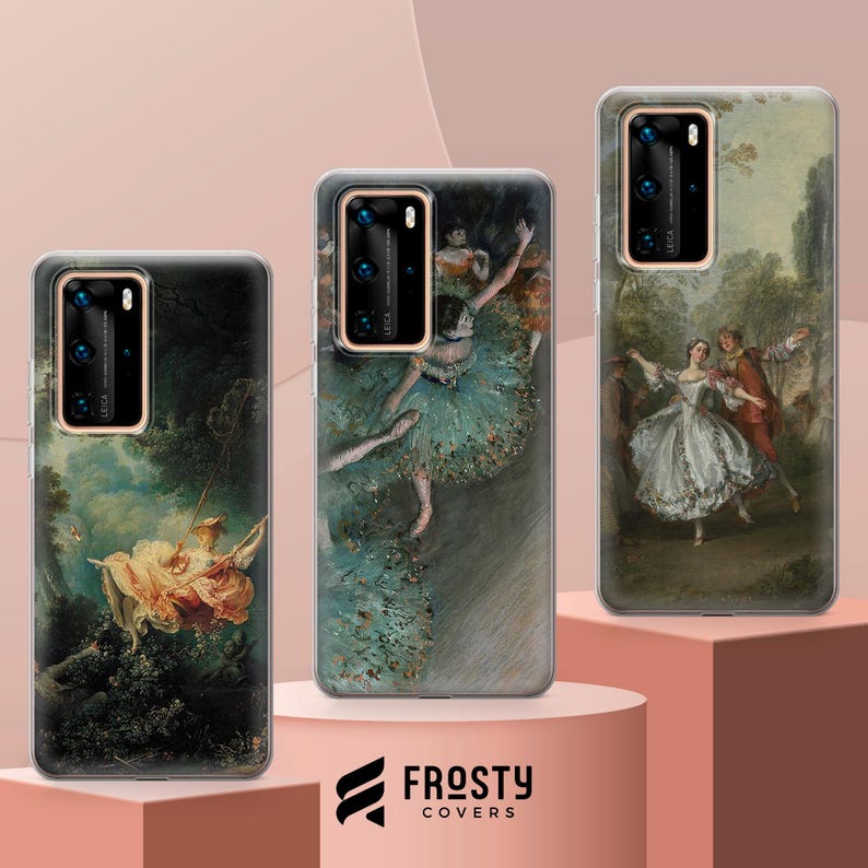 Pode incluir: Tr&ecirc;s capas de telefone com estampas de arte cl&aacute;ssica. As capas apresentam imagens de uma bailarina, um casal dan&ccedil;ando e uma mulher em um balan&ccedil;o. As capas s&atilde;o exibidas em uma superf&iacute;cie rosa com o logotipo "Frosty Covers".
