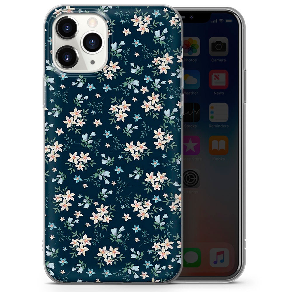 iPhone 14 Mixed Flower Bouquet Floral Pattern Case