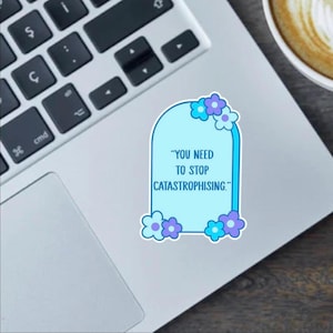 Lustiger Chronischer Krankheit Grabstein 6,5 cm Aufkleber, Kühlschrankmagnet, Autoaufkleber - Humor Vinyl Aufkleber Design mit Blumen für kranke Menschen