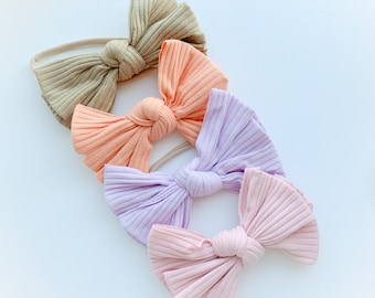 Small Ribbed Neutral Bow Headband | Baby Headband | Hair accessories | Baby Shower Gift | New Baby Gift | Baby Girl Gift | Baby Turban