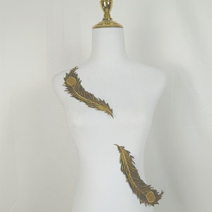 Adesivos de remendo de pano de pena de pavão com linha dourada bordada à mão, vestido fashion, acessórios diy, adesivos de remendo de apoio adesivo
