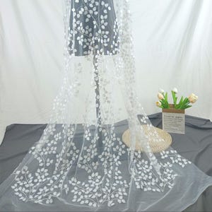 3D Leaf Embroidered Lace Fabric: Bridal Wedding Dress Material