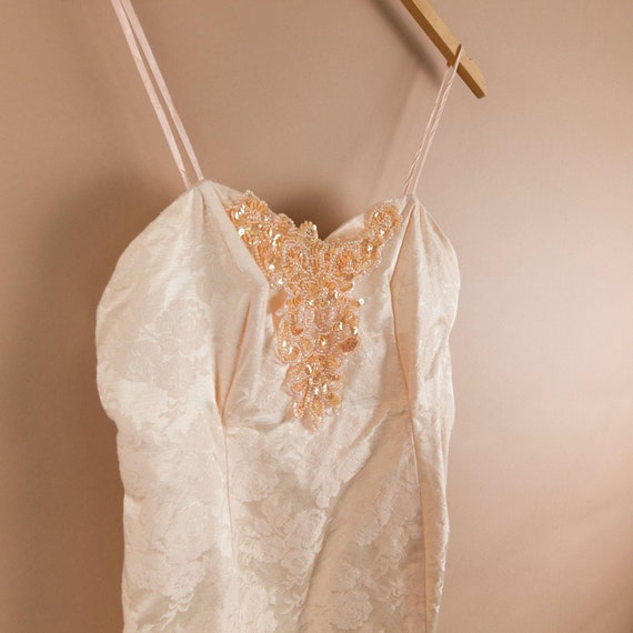 Vintage Peach & Cream Beaded Sequin Chemise Night… - image 4