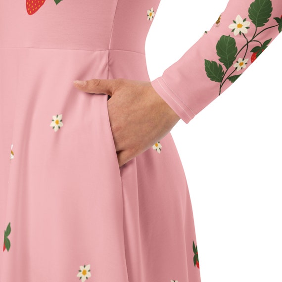 strawberry print midi dress Unique Vintage Black & Strawberry Print Smocked Bodice Midi Dress