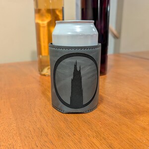 The Dark Tower Leatherette Can Duster / Koozie | The Gunslinger, Stephen King, Mid-World, 19, Roland Deschain Handprint, Flint Grey