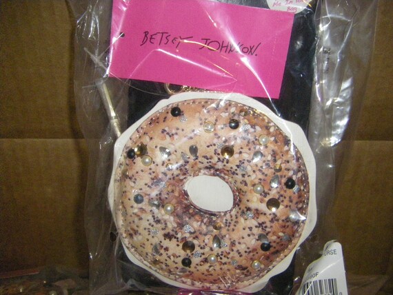 Betsey johnson shop donut bag