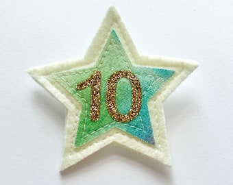 Small Birthday Number Badge, Age Badge, Glitter Age Badge, Birthday Pin, Fabric Birthday Badge