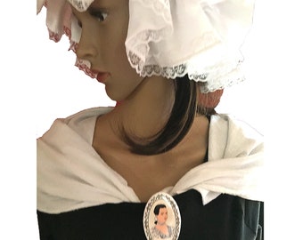 Costume - Abigail Adams First Feminist - 6 Item Colonial Costume Kit - Mob Cap, Neckerchief, Abigail Adams Button, Apron, Stockings, Garters