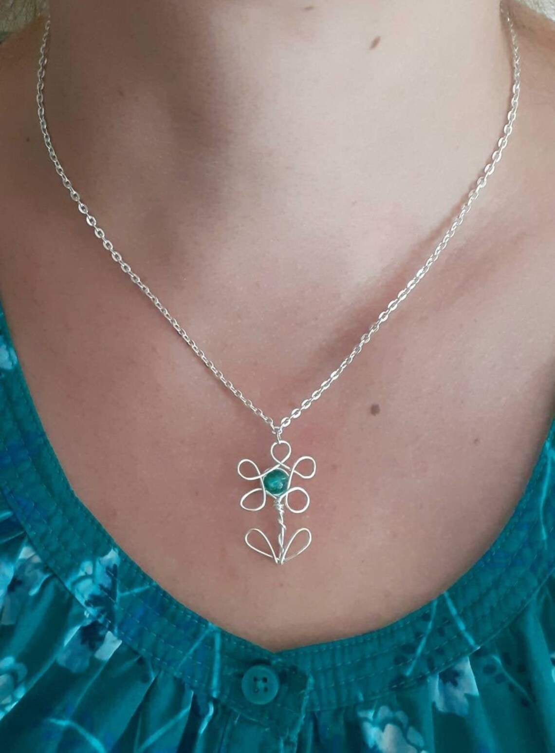 Green Flower Necklace Green Pendant Green Necklace UK Etsy