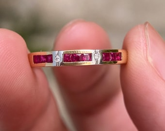 Ruby and Diamond Ring, Minimal and timeless design, Second Hand, Antique