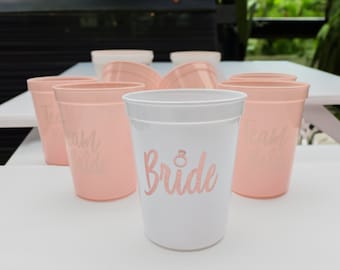 10pcs Bachelorette Party Team Bride Plastic Drinking Cups Bridal Shower Gift Bride to Be Hen Party Supplies Wedding Engagement Decorations