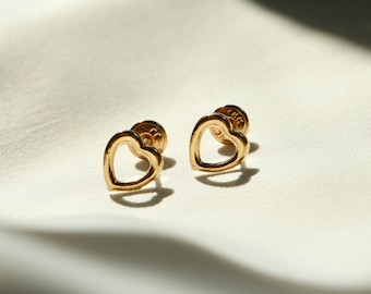 Open Heart Earrings in 18k Yellow Gold
