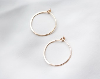 14k Gold-Filled Hoop Earrings: Lightweight, Minimalist Style (17mm)