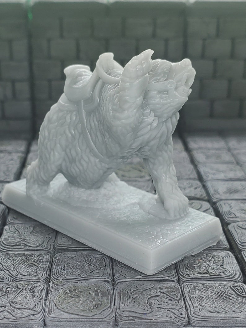 Lizards, bears, wolfs, and wild boar 28mm Dungeons and Dragons Pathfinder Resin 3d printed Bear with saddle
