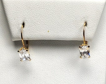 14k Yellow Gold Lab Created (CZ) Emerald Shape Cut Leverback Earrings