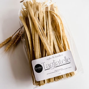 Pasta - Vegan-Friendly Garlic & Basil Tagliatelle - Fresh Homemade Gift from Artisan Italian Small Business - Unique Treat