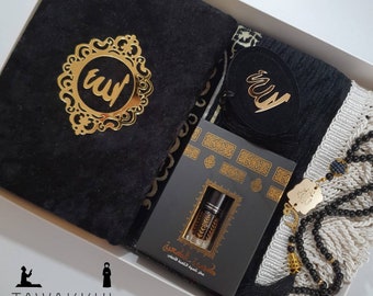 Islamic Gifts set - Kabah themed Velvet quran set