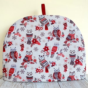 Festive Owls Tea Cozy, Tea lover gift, New Home gift, Tea Cosy for Teapot, Mum gift, Christmas gift, S, M, L, XL sizes
