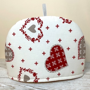 Hearts and Snowflakes Tea Cozy, Tea lover gift, New Home gift, Christmas Tea Cosy for Teapot, Mum gift, S, M, L, XL sizes