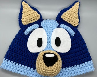 Bonnet bleu à talon MOTIF AU CROCHET