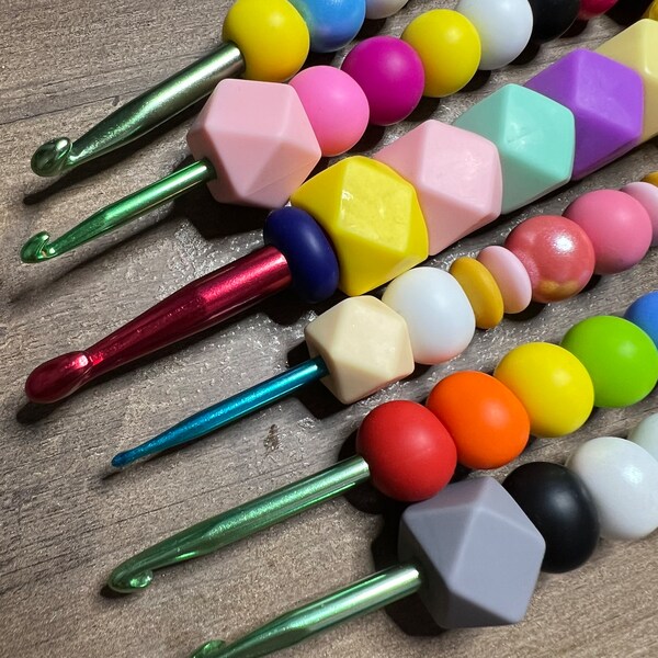 Mystery Crochet Hooks READ ITEM DETAILS