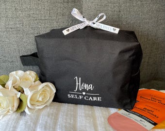 Personalised Self Care Spa 'Pamper Hamper' Bag, Waterproof Wash Bag, Travel Holiday Bag, Mother's Day Gift Present For Mum, Nana, Grandma