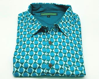 Camisa geométrica, camisa azul claro, camisa vintage, camisa de hombre, camisa de algodón