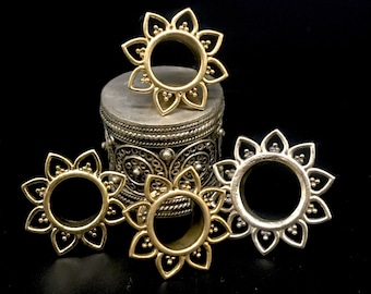 Plugs,mandala plugs,tunnel,dilatatore,Plug mandala,plug lotus flower,plugs brass,piercing,tunnel ottone,espansore,Boho style