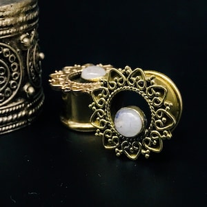 Plug with moonstone,tunnel,dilator, piercing,plugs mandala,brass plugs,boho earrings,expander,moonstone,