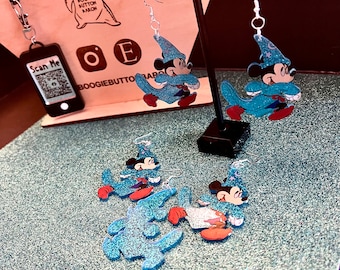 Grandes boucles d'oreilles Mickey sorcier | Boucles d'oreilles en acrylique | Boucles d'oreilles scintillantes | Boucles d'oreilles | Hypoallergénique | Fantaisie | Sorcier Mickey Mouse