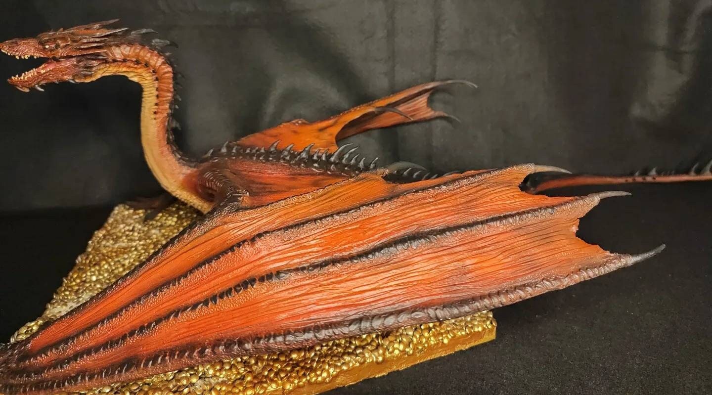 ドラゴンのスマウグ、ロード・オブ・ザ・リングのミニチュア