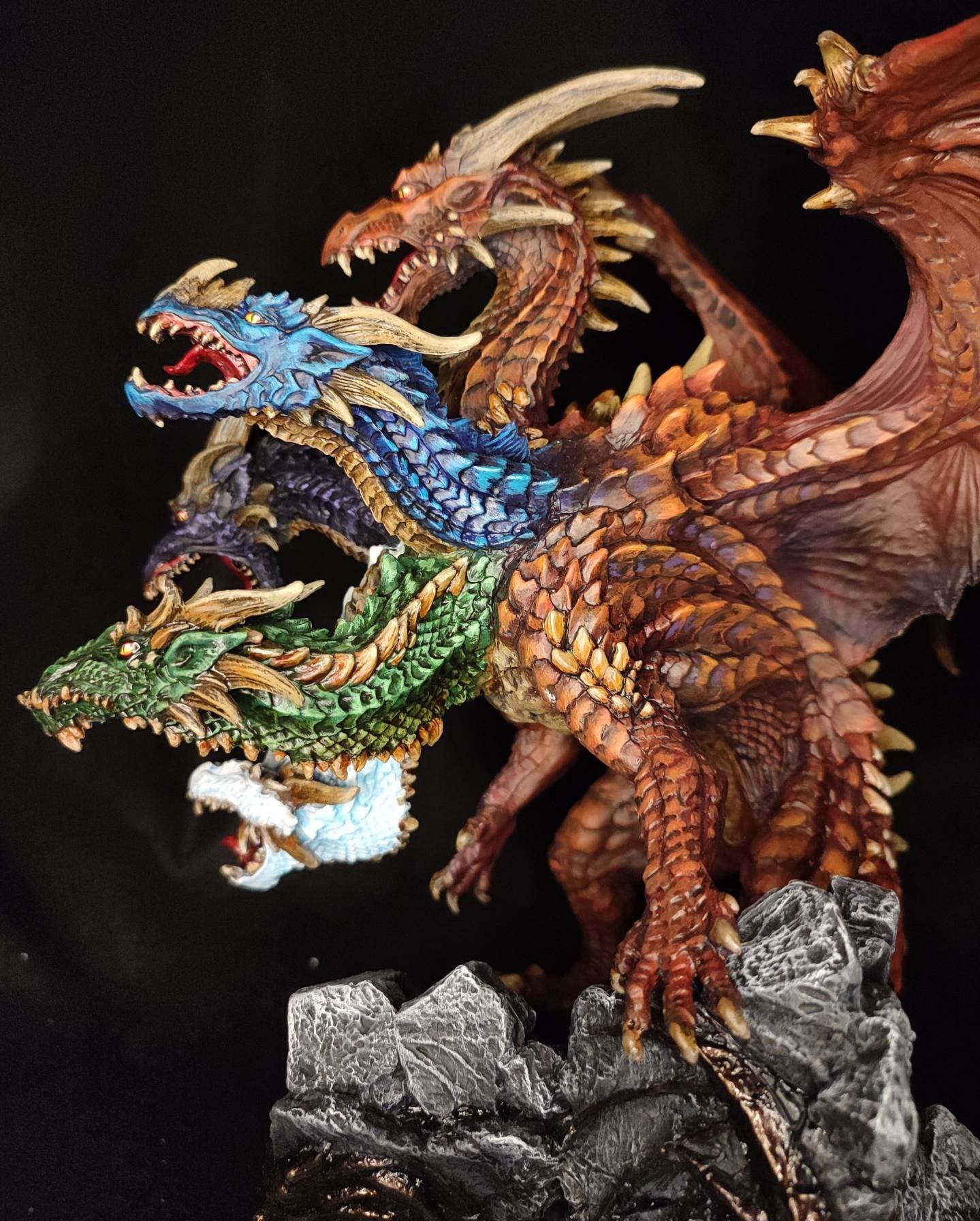 ティアマト ドラゴン、ティアマトの側面、ダンジョンズ & ドラゴンズの