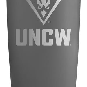 North Carolina Wilmington Seahawks Offic. LIC. 16 oz Engraved Stainless Steel Tumbler Gray