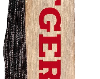 Marcapáginas de madera con borla, con licencia oficial de los Rutgers Scarlet Knights
