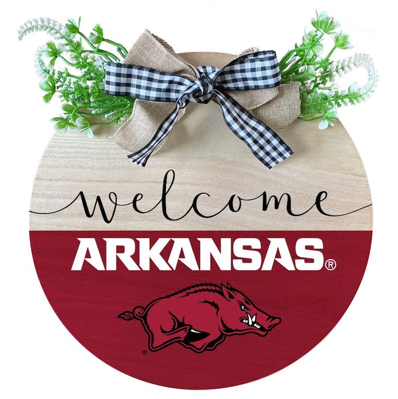 Arkansas Razorbacks Wooden Wreath Welcome Sign 11.75