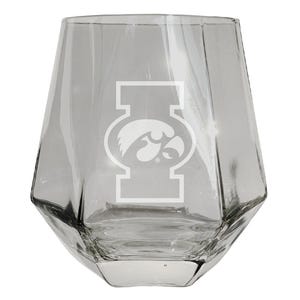 Iowa Hawkeyes 10 oz Engraved Diamond Wine Glass