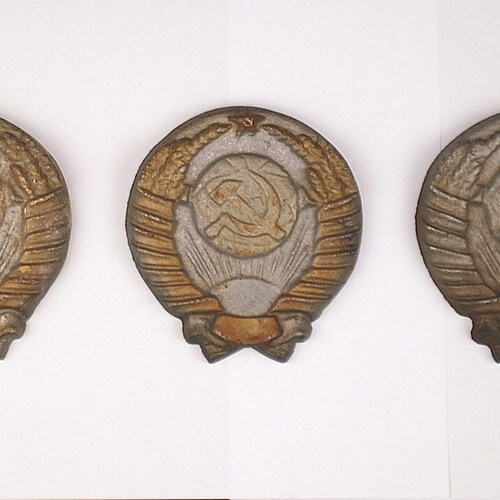 National Emblem Soviet Union Hammer shops and Sickle Workers of all countries Made in USSR 3 pieces