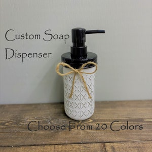 Mason Jar Soap Dispenser/Mason Jars/Soap Dispenser/Kitchen Decor/Bathroom Decor/Mason Jar Decor/Mason Jar Soap Pump/Country Decor