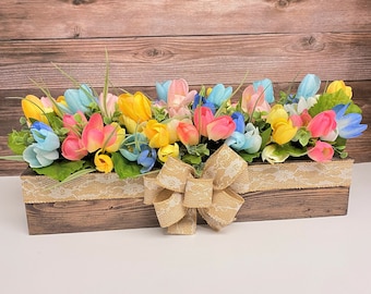 Custom Tulip Centerpiece: Spring Easter Table Decor